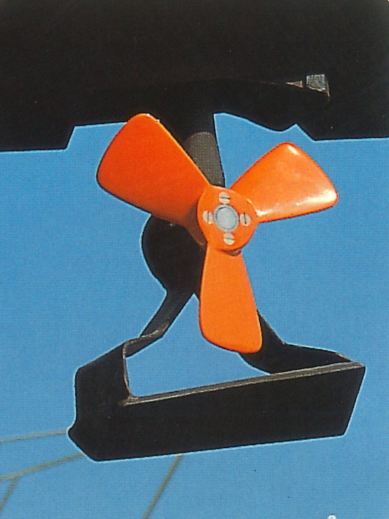 AMEL met au point le propulseur d&rsquo;étrave rétractable.